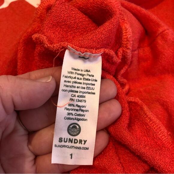 Sundry red LOVE hooded sweatshirt size 1 or Small - Picture 11 of 15